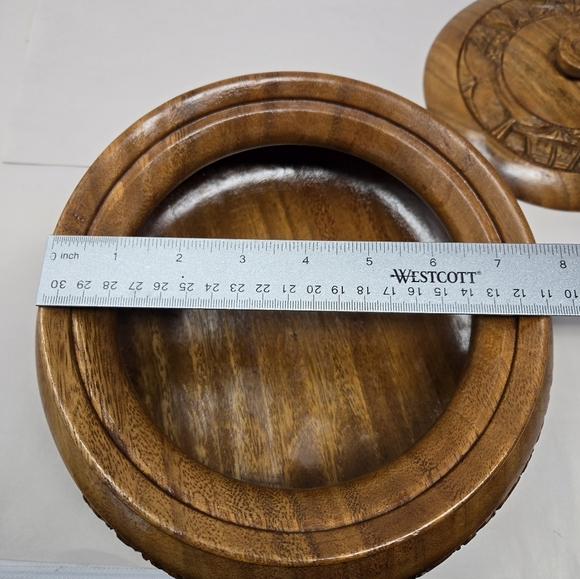 Beautifully Hand Carved 1969 Wood Bowl With Lid Asian Philippines Farm Life - Picture 13 of 15